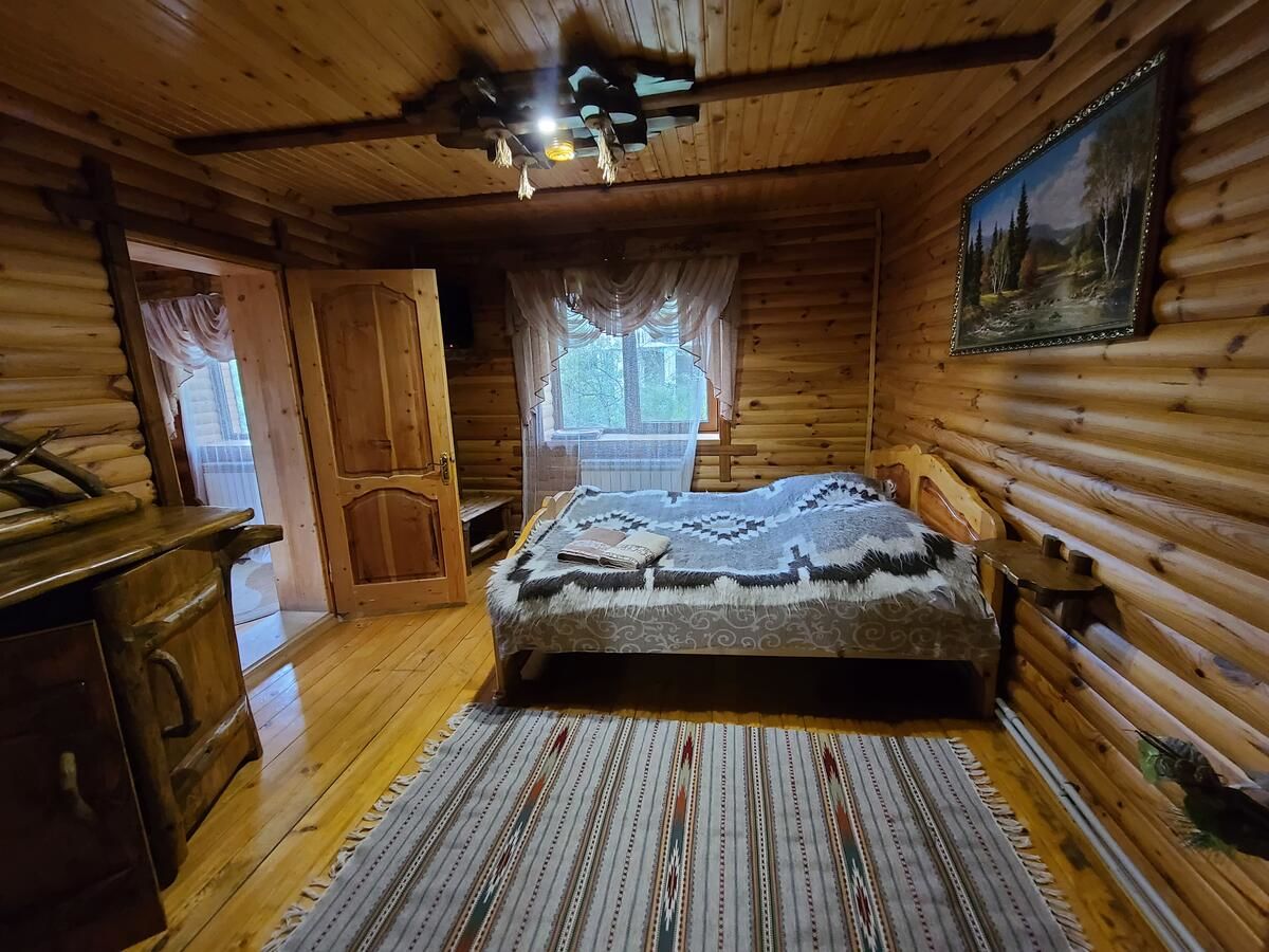 Отель Гуцульская хата Яремче