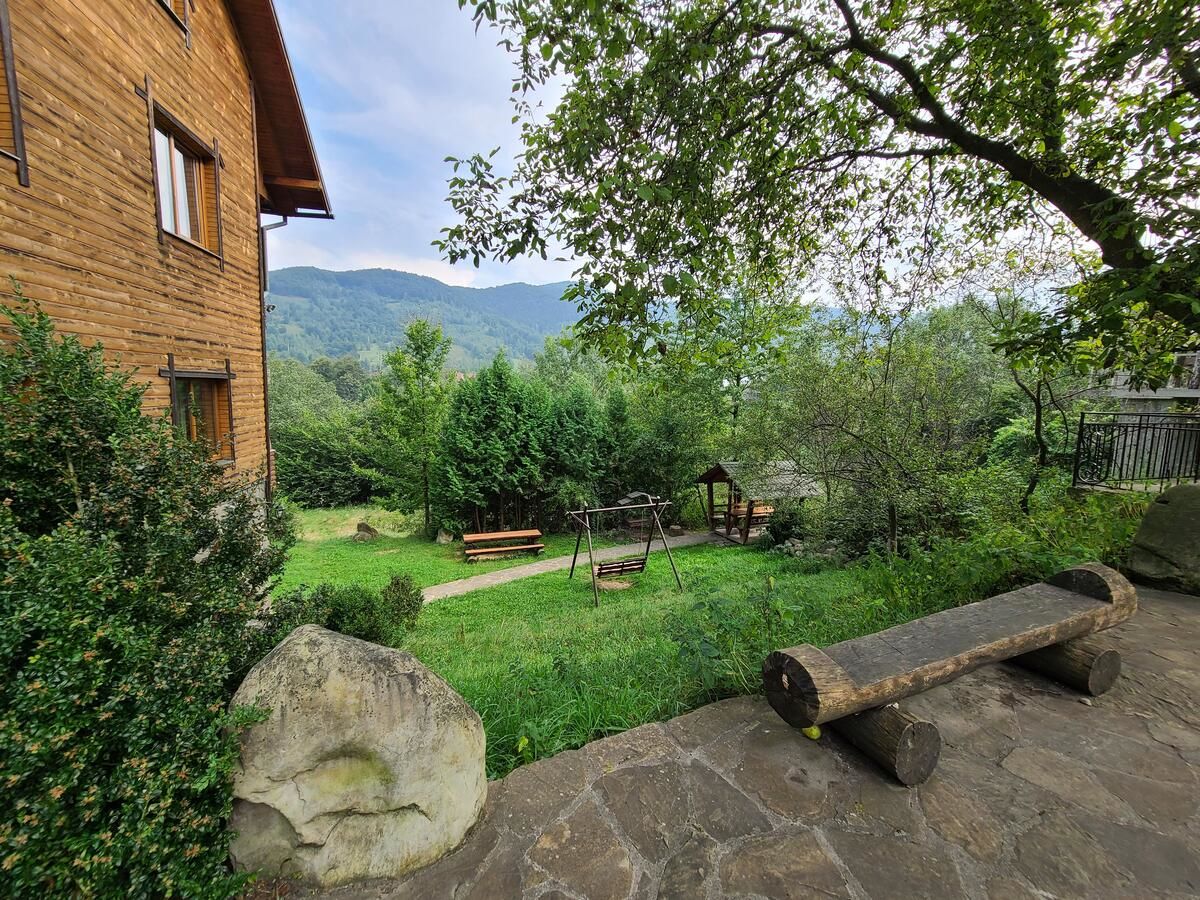 Отель Гуцульская хата Яремче