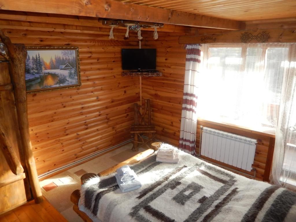 Отель Гуцульская хата Яремче