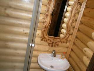 Отель Гуцульская хата Яремче Люкс-39