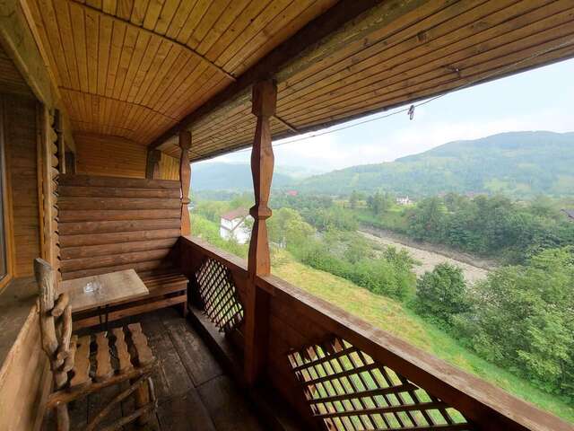 Отель Гуцульская хата Яремче-4