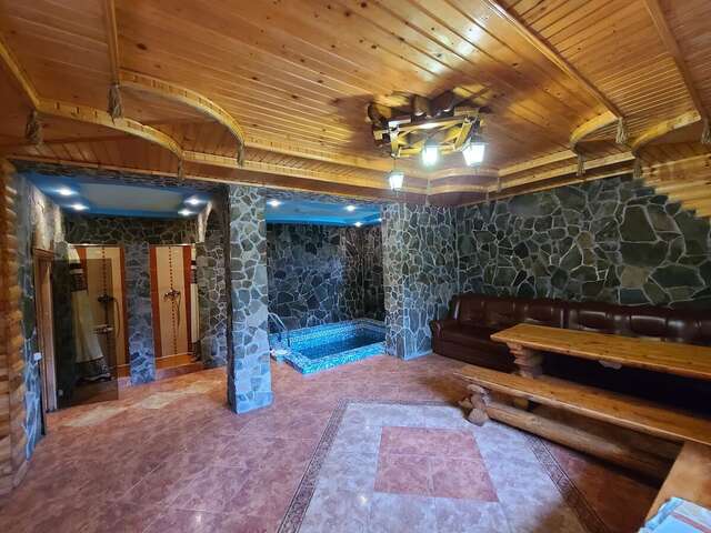 Отель Гуцульская хата Яремче-25