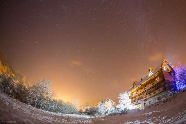 Отель Гуцульская хата Яремче-29