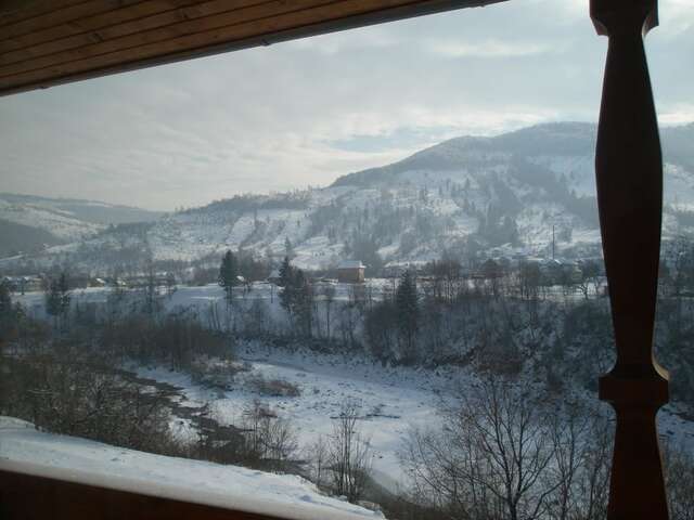 Отель Гуцульская хата Яремче-30